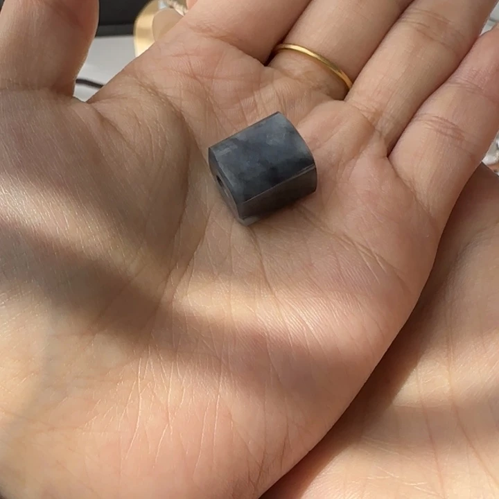 未镶嵌和田玉（糖玉）手机链
