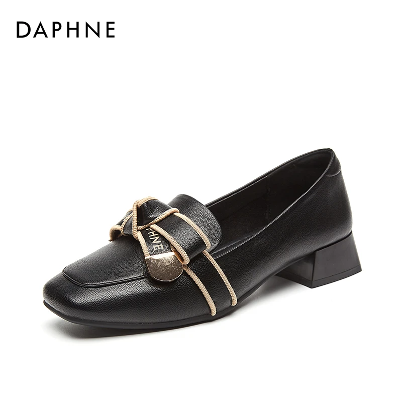 达芙妮粗跟女鞋新款春秋黑色小皮鞋时尚百搭久穿不累