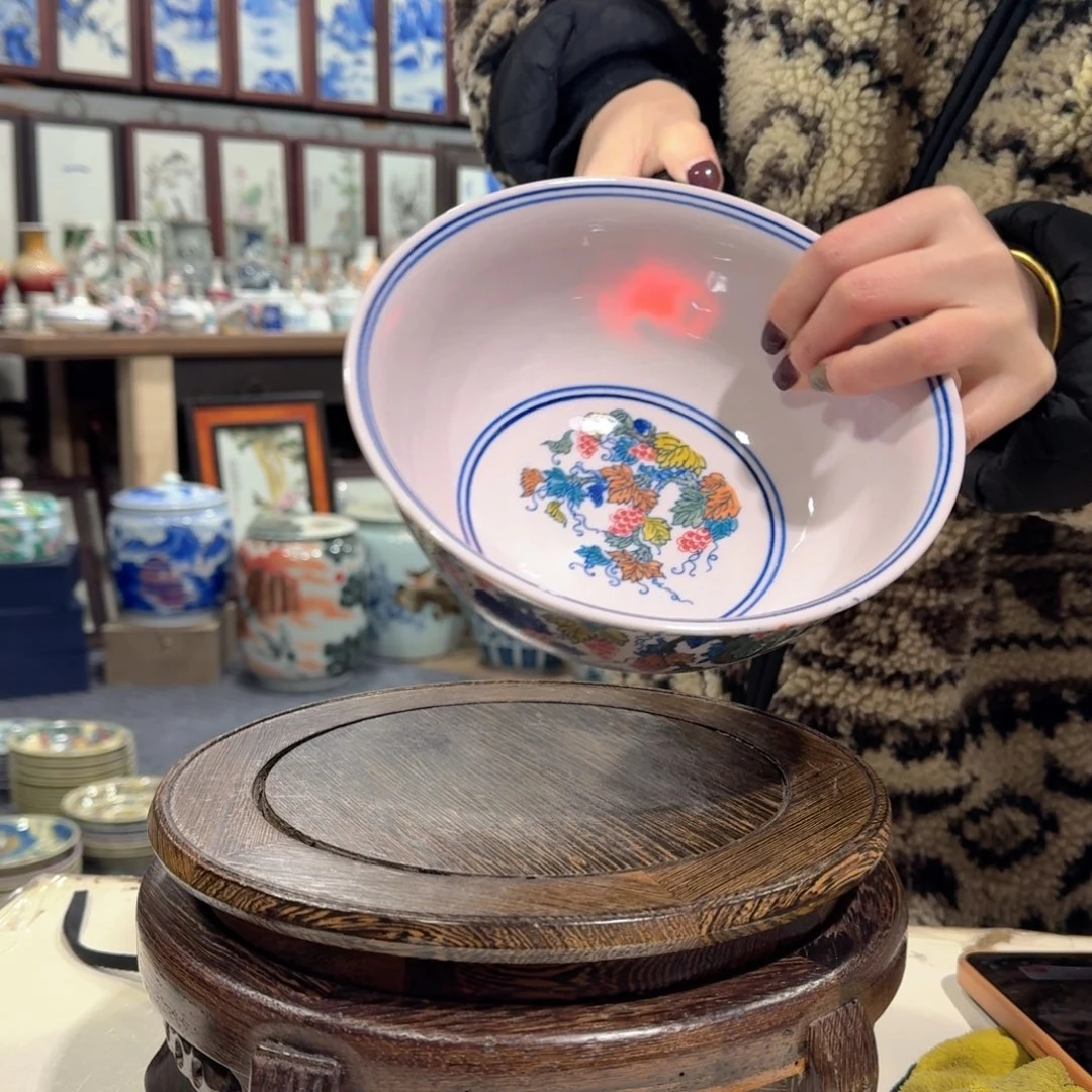 摆件瓷/////景德镇陶瓷瓷器。