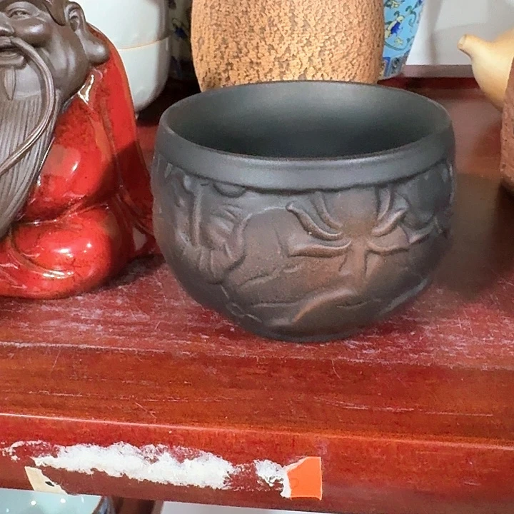 主人杯一个，瓷。。品茗瓷