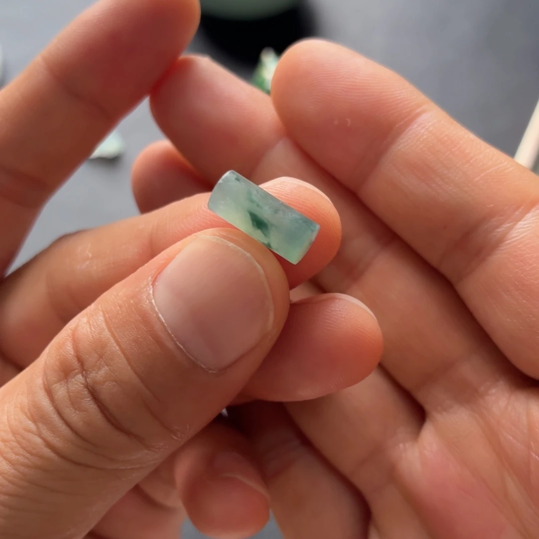 定制翡翠未镶嵌珠子