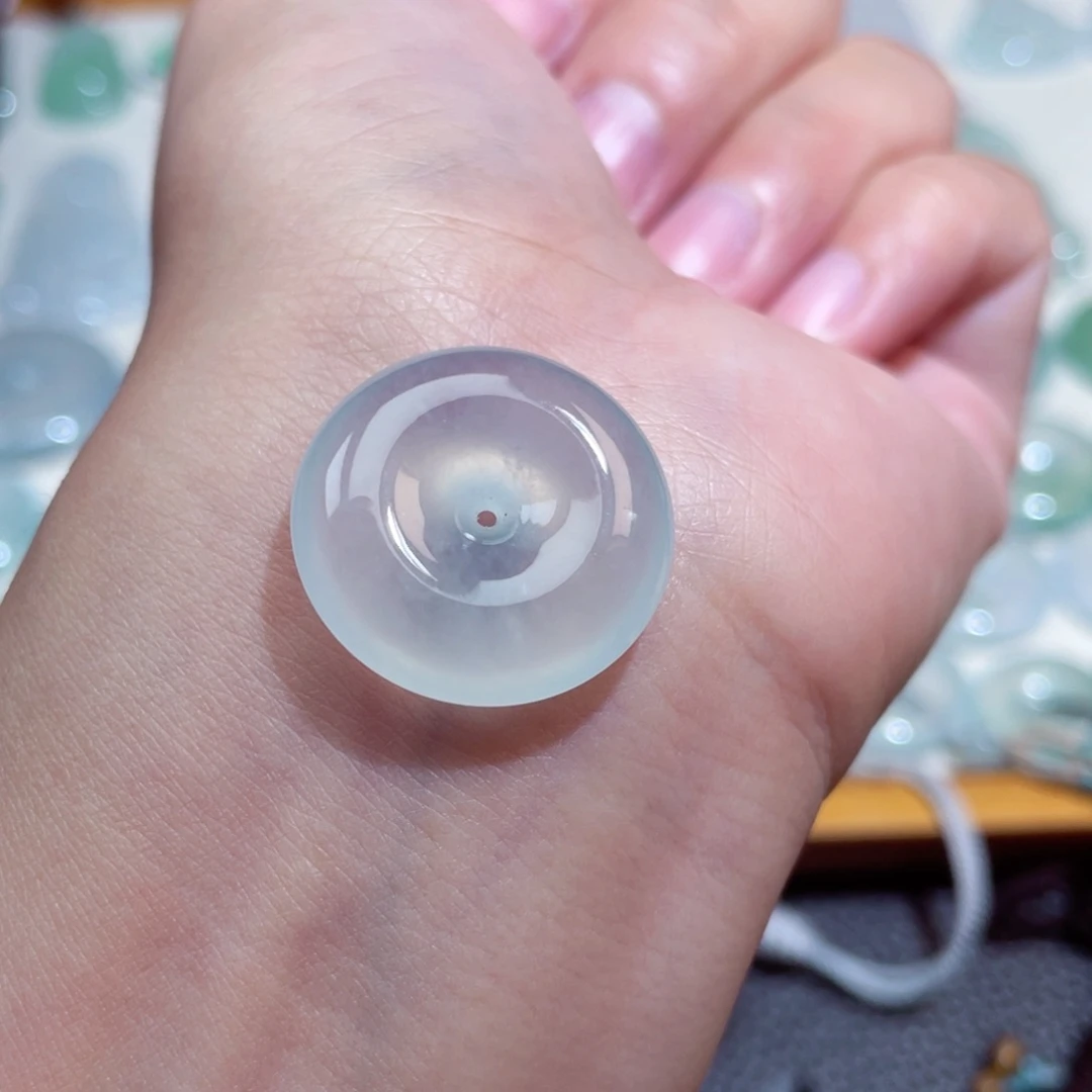 翡翠未镶嵌颈饰扣子