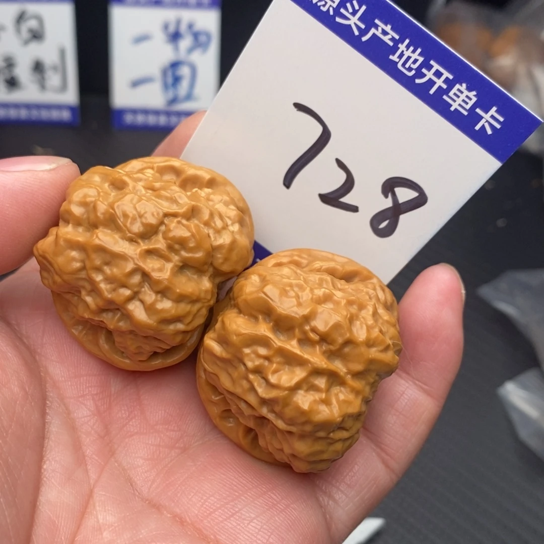 把件桃核蛤蟆38momomoz