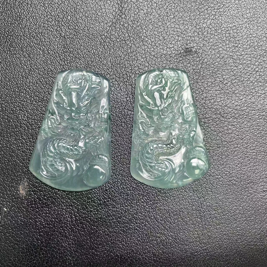 【玉经纶】-70329/Q104-天然A货翡翠吊坠-多样性发其—