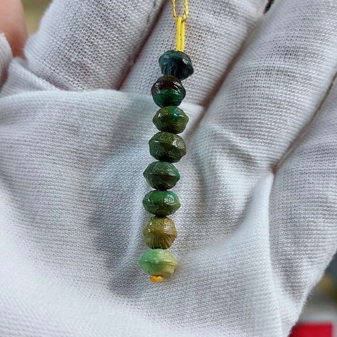 未镶嵌绿松石珠宝奇石