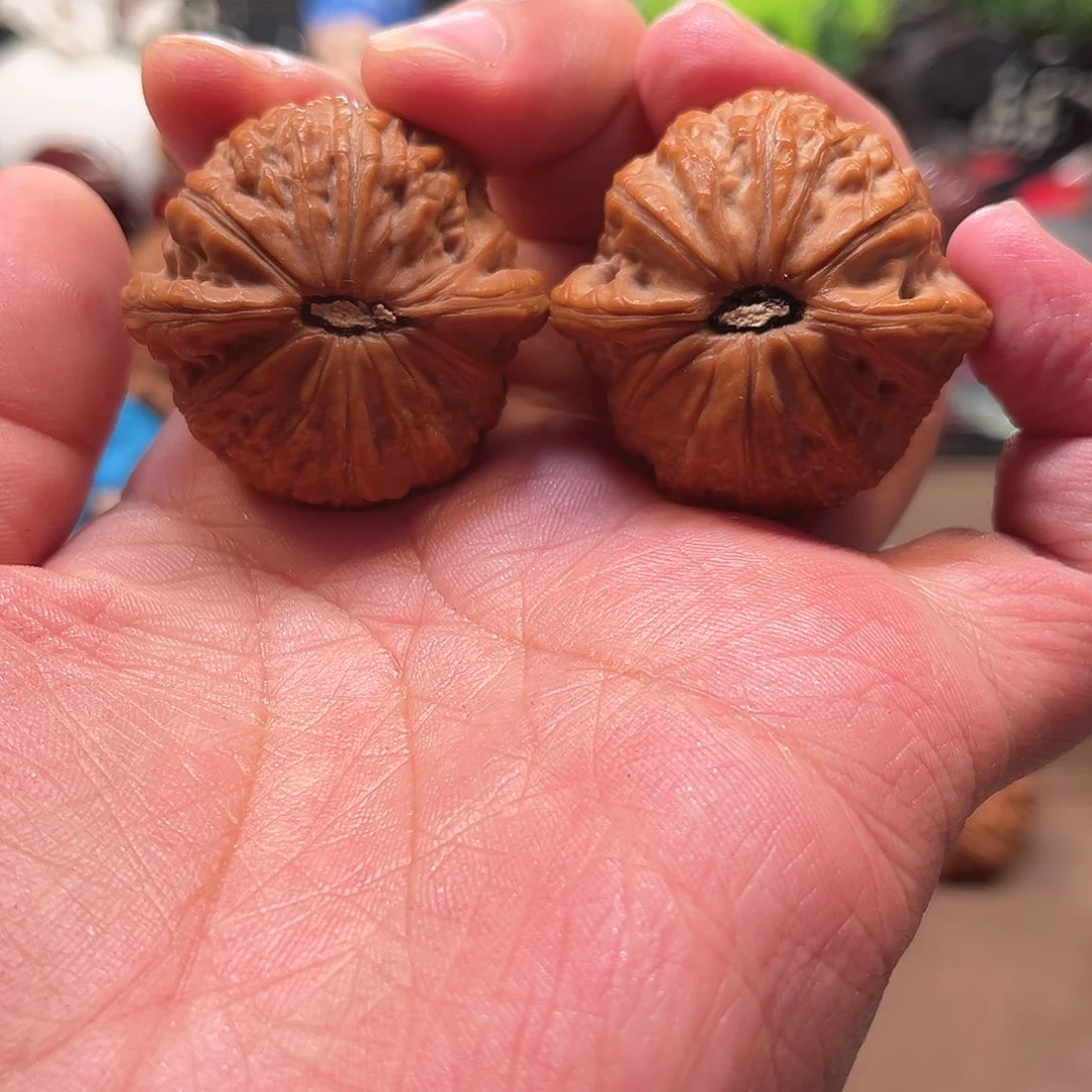 桃核把件战鼓核桃