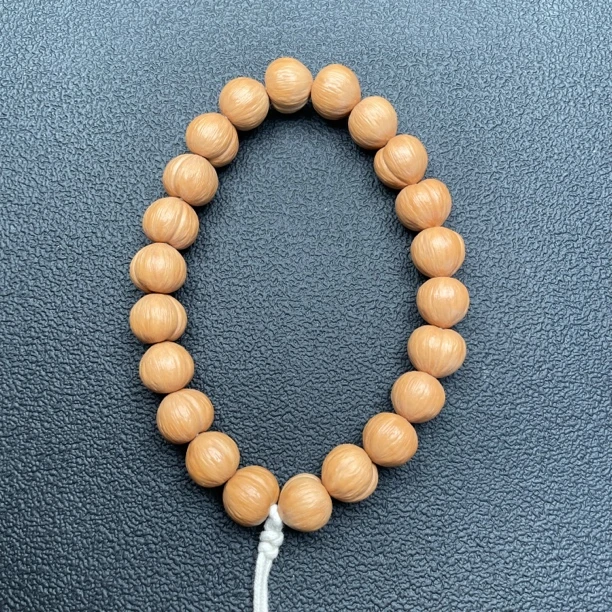 小凡-【屁桃】猴头核桃精工雕刻