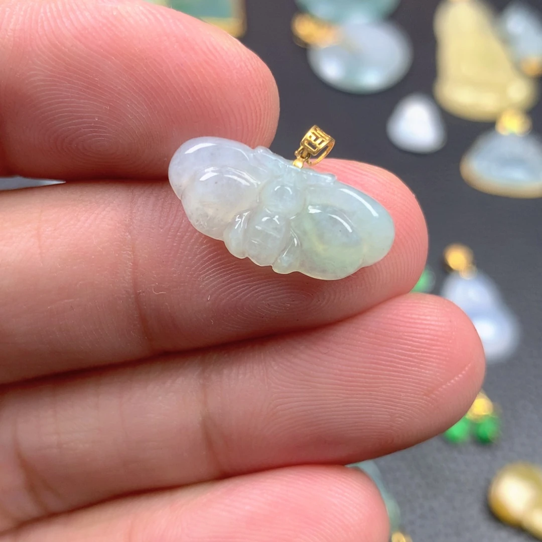 【闪购商品】颈饰18K金镶嵌翡翠翡翠