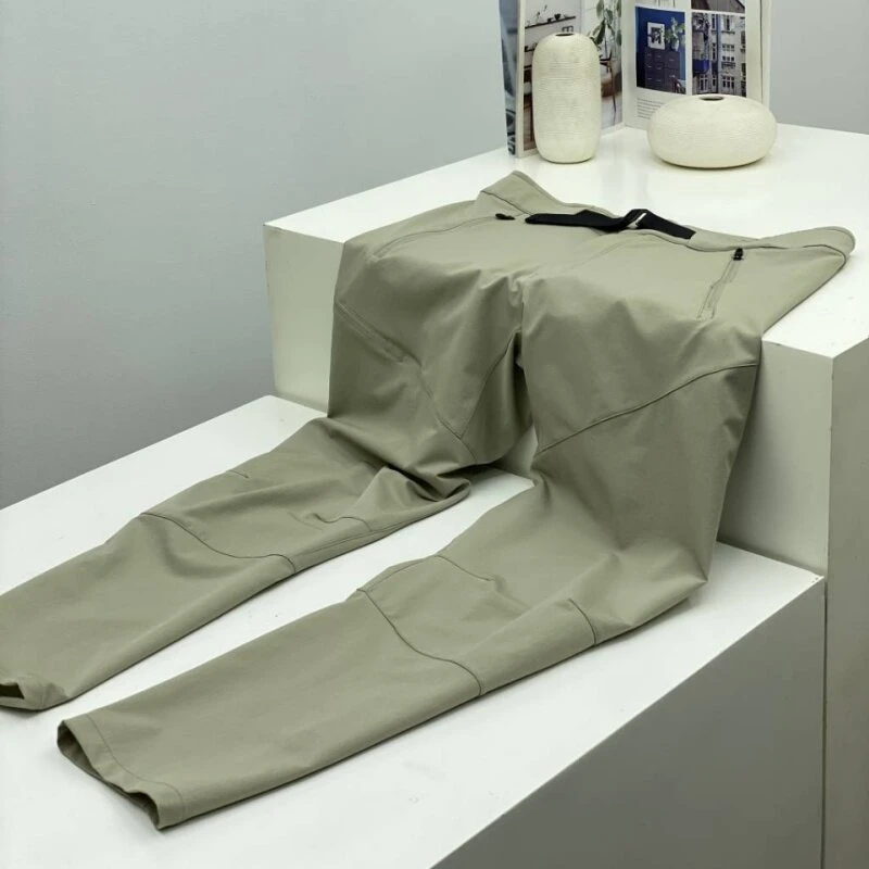 高端户外防风透气男士休闲直筒裤冲锋软壳裤立体剪裁登山工装长裤