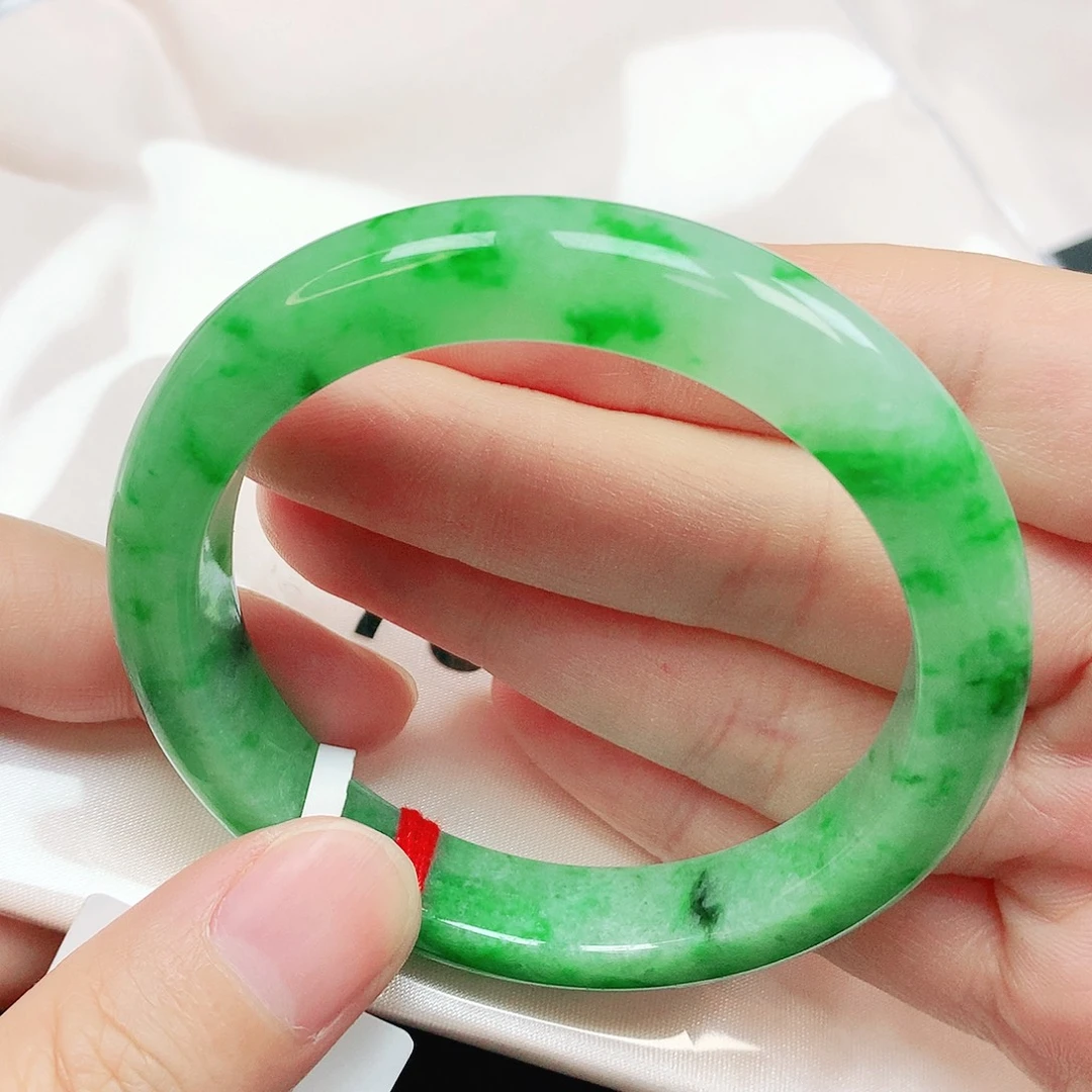 翡翠未镶嵌手镯抖音798