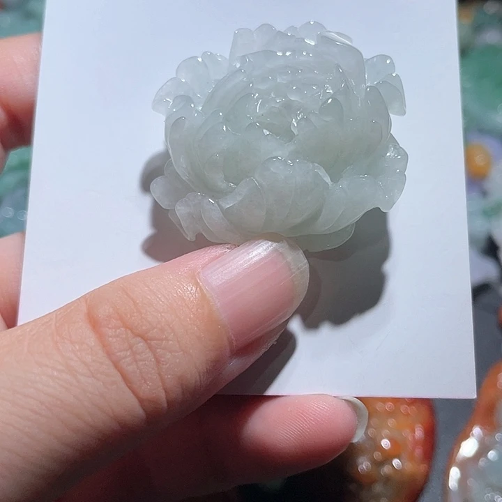 颈饰未镶嵌翡翠天