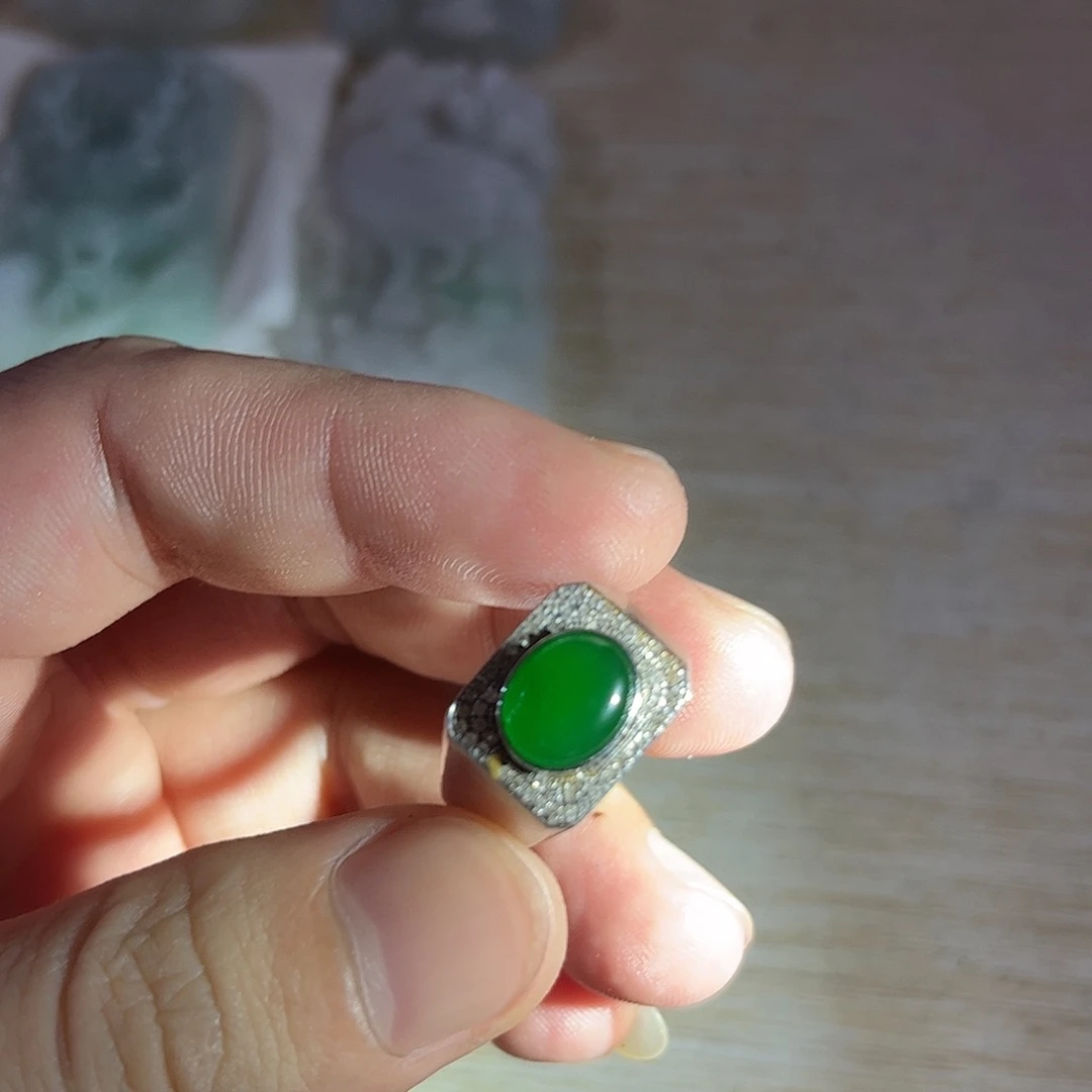 未镶嵌定制翡翠翡翠