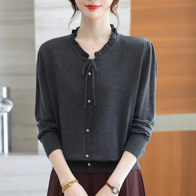 中老年女装针织衫秋装2025新款妈妈装花边木耳领毛衣气质上衣宽松