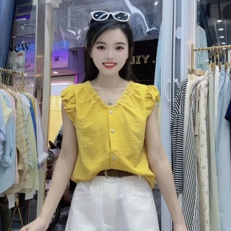 2025夏季新品法式V领褶皱清新小衫时尚气质百搭显瘦遮肉减龄上衣
