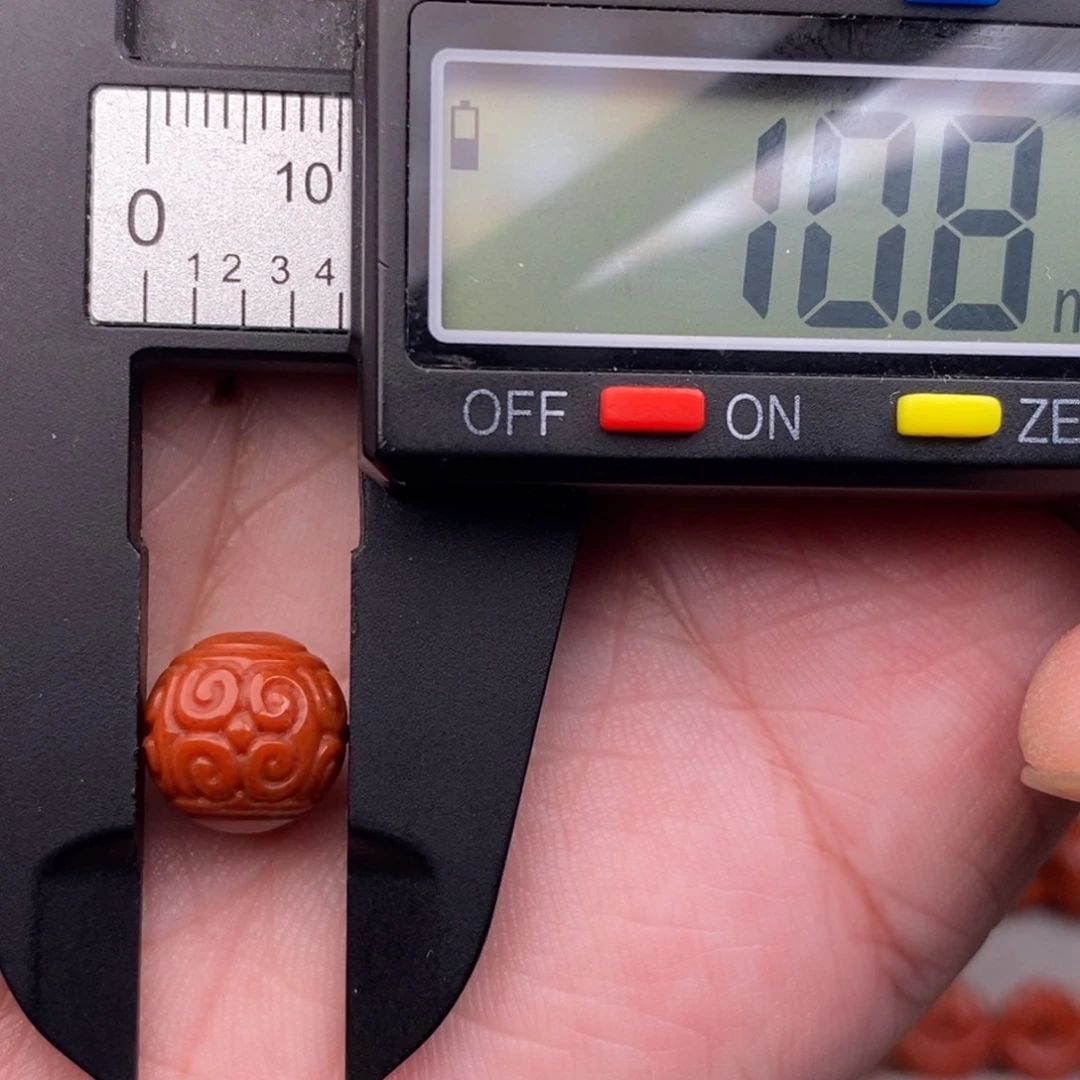 南红玛瑙配饰未镶嵌