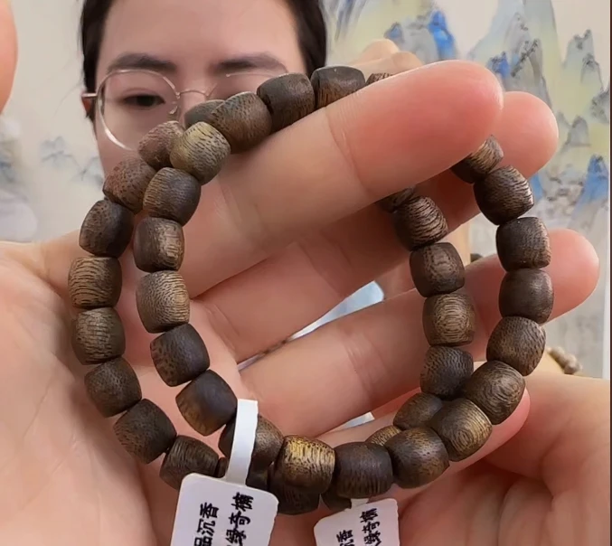 【G-8.5-9mm单圈】海南莺歌绿奇楠鼓珠手串多样性发一