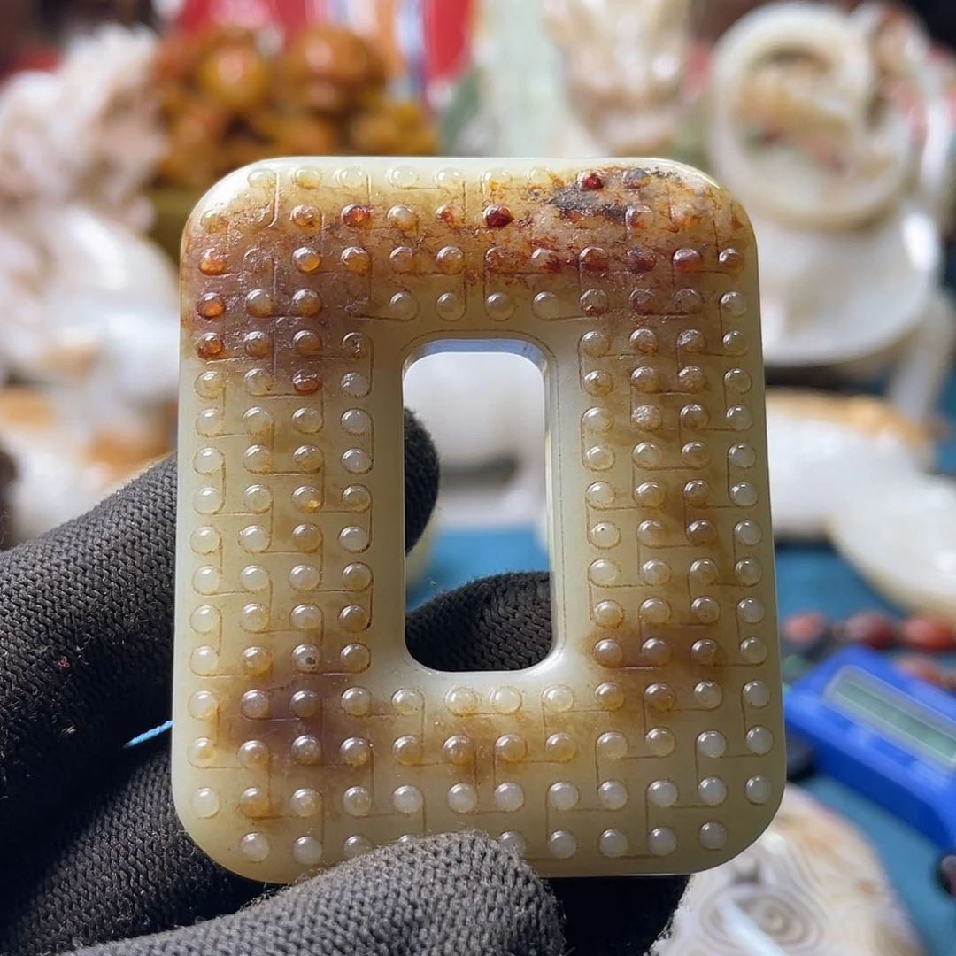 和田玉（糖玉）未镶嵌颈饰
