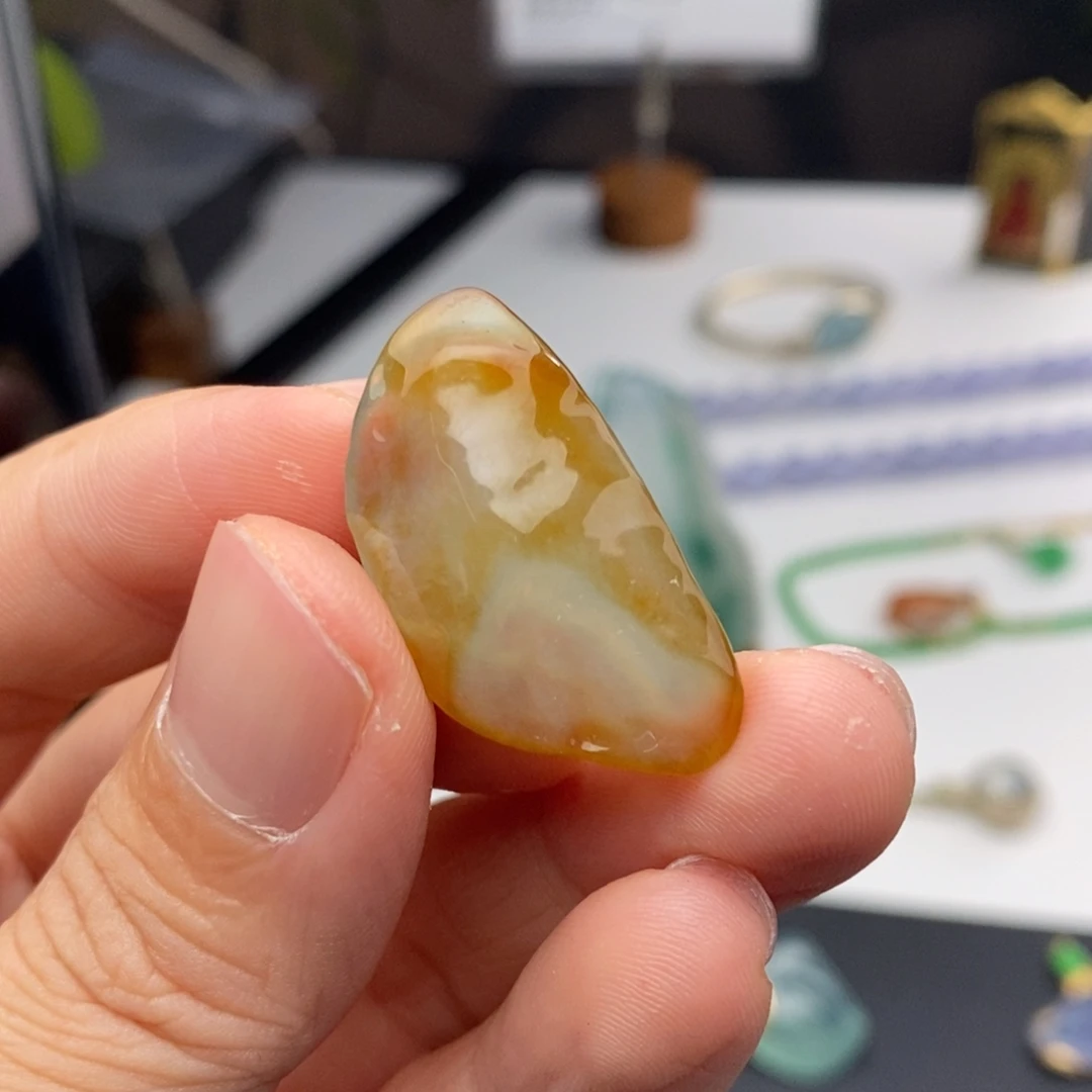 定制翡翠未镶嵌包工