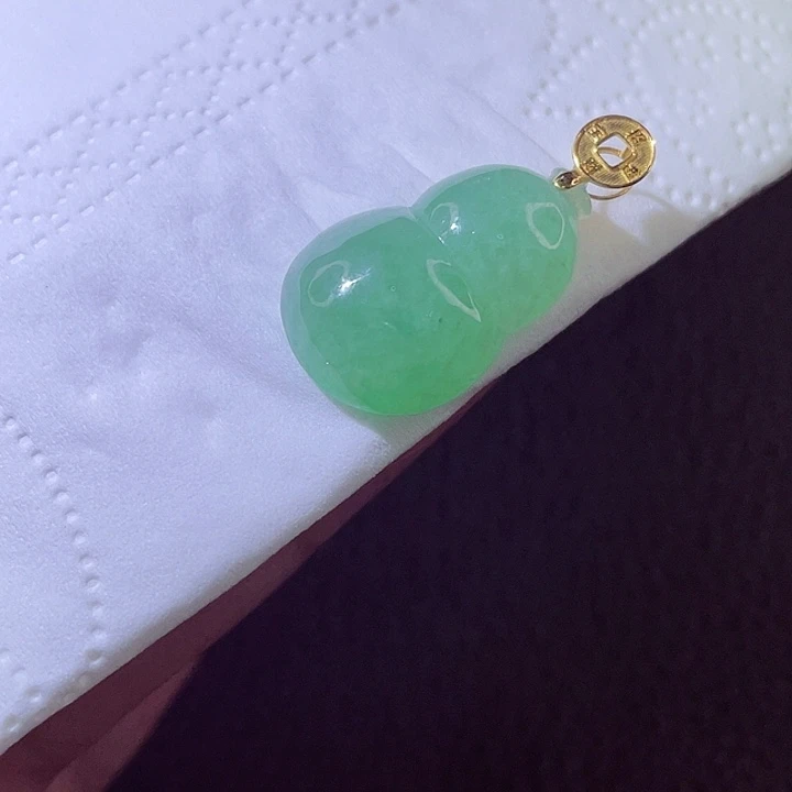 颈饰18K金镶嵌翡翠翡翠