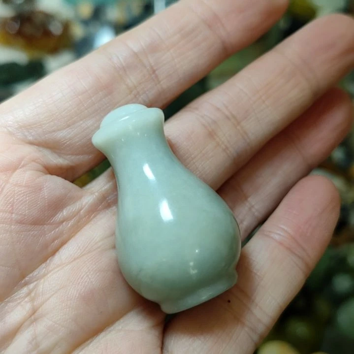 岫玉未镶嵌挂坠款式