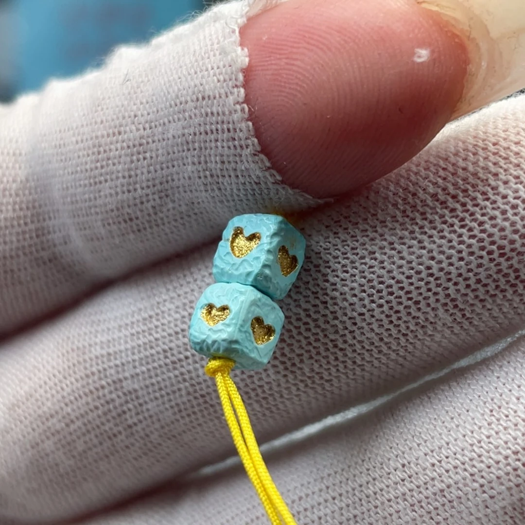 绿松石未镶嵌挂件