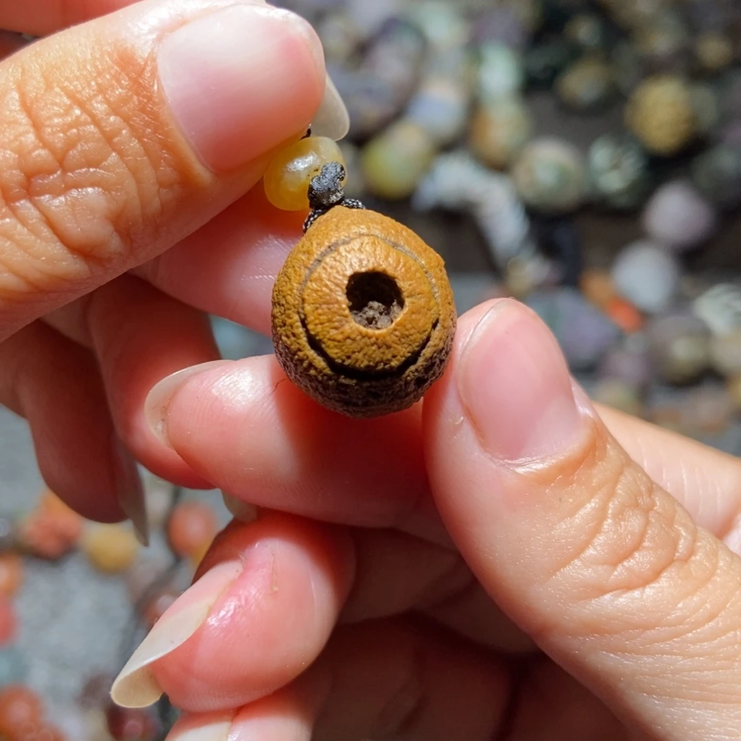 未镶嵌玛瑙/玉髓珠宝半成品