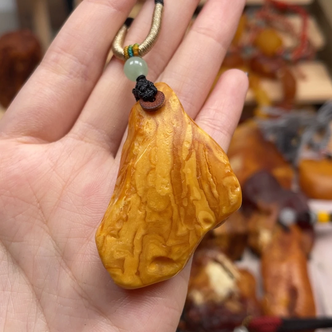 琥珀未镶嵌珠宝奇石