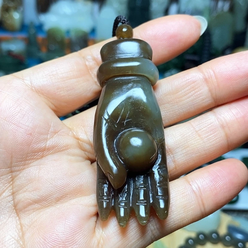 【闪购商品】颈饰未镶嵌和田玉