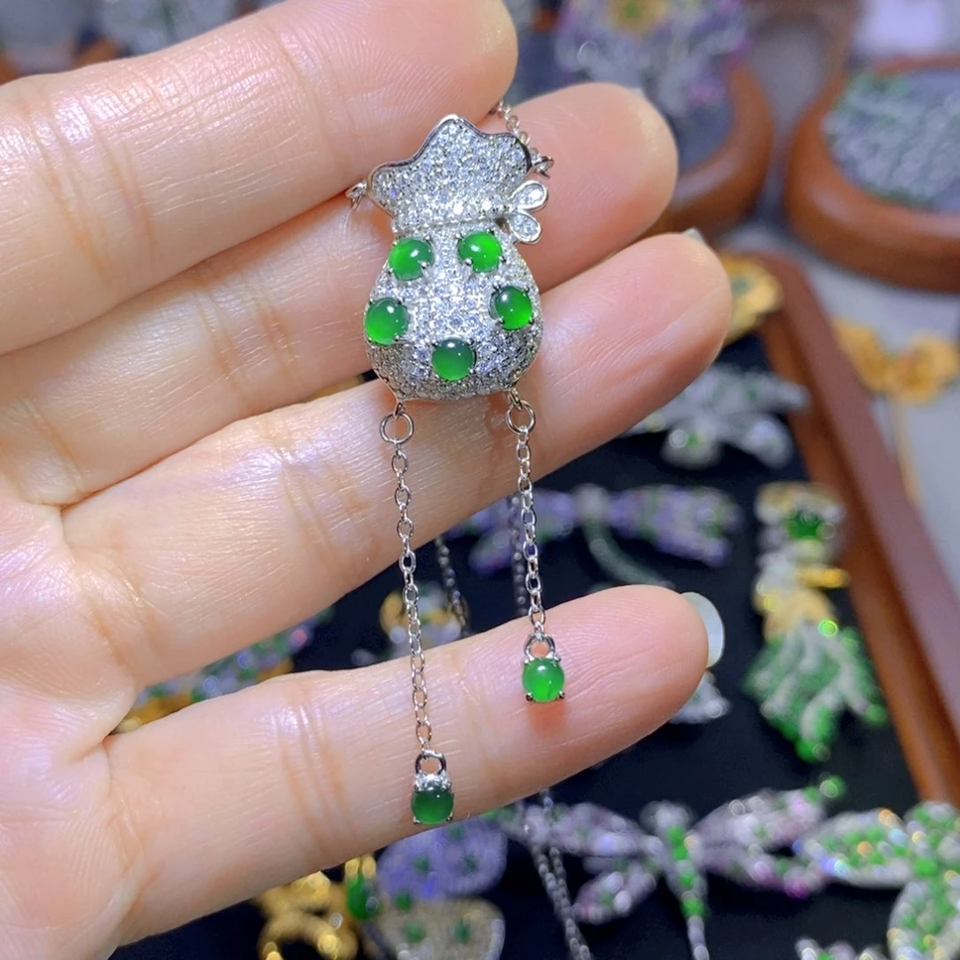 翡翠颈饰银S925镶嵌天然翡翠