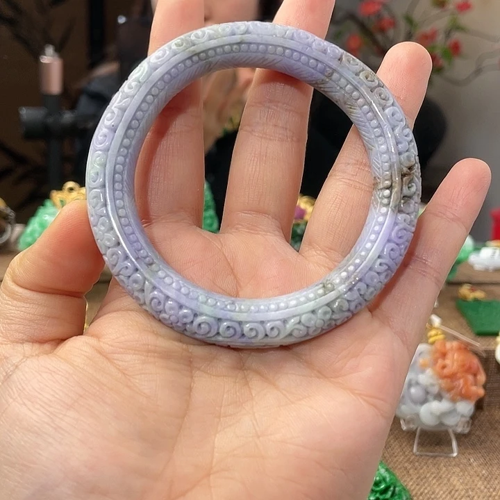 翡翠未镶嵌手镯56圈