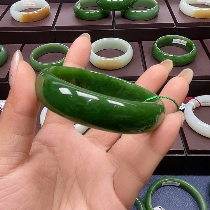 和田玉（碧玉）未镶嵌手镯63/64圈口