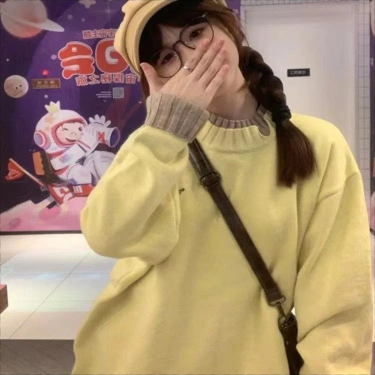 2025秋季新款慵懒风软糯圆领套头撞色毛衣女学生宽松百搭针织上衣