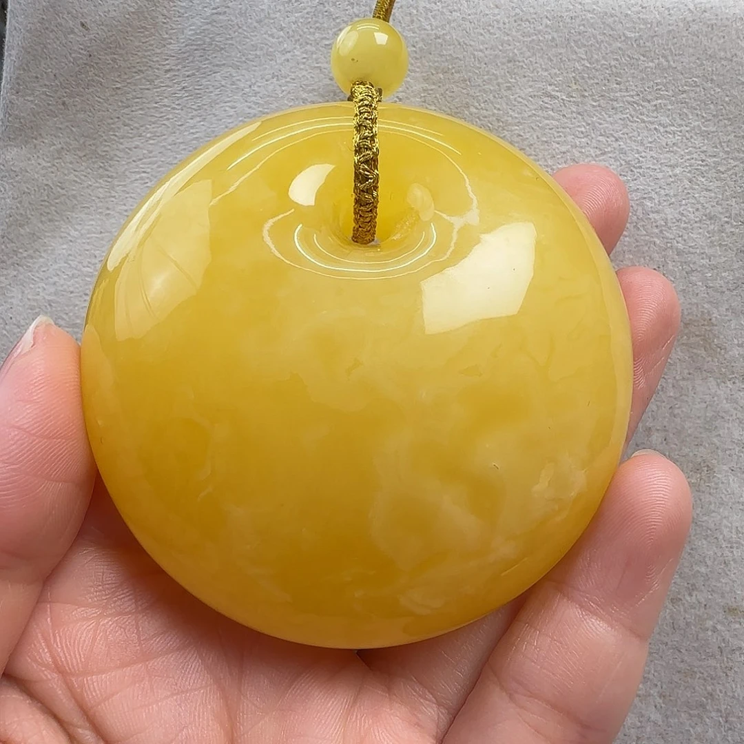 蜜蜡未镶嵌珠宝奇石