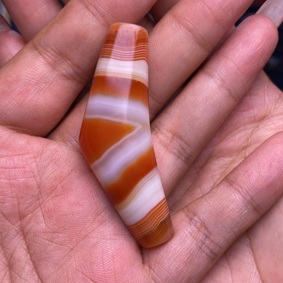 刚***刚玛瑙/玉髓未镶嵌珠宝半成品