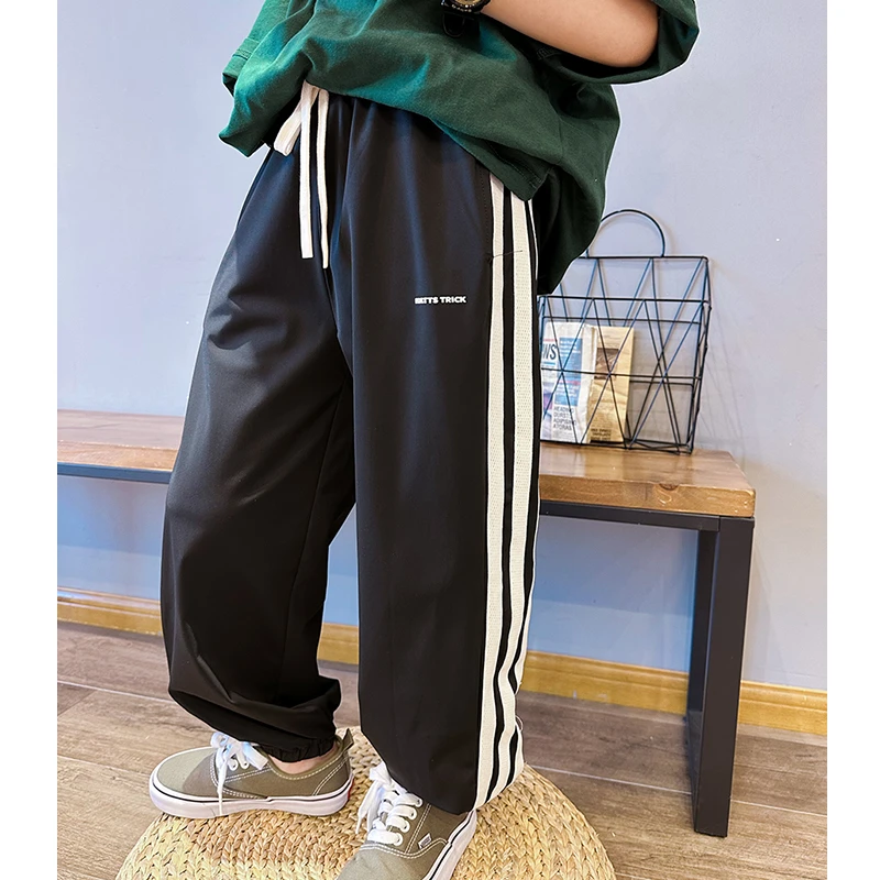 D659男童百搭裤子