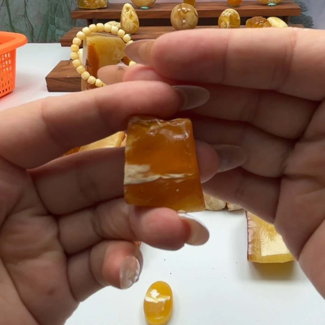 ****初定制琥珀未镶嵌琥珀