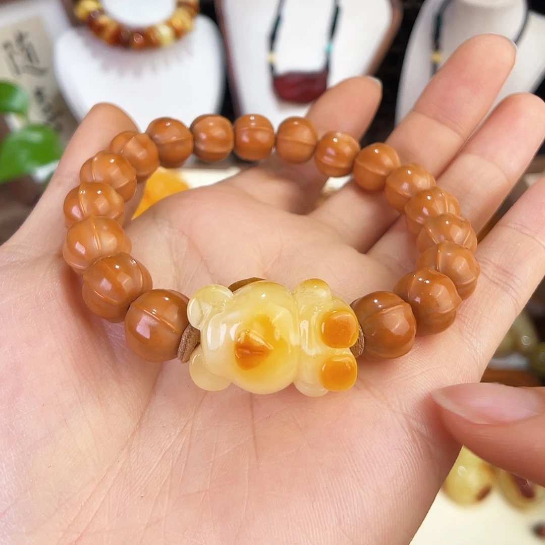 琥珀珠宝奇石未镶嵌兰*姐，
