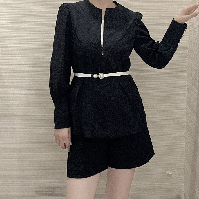 时尚上衣适合度假穿搭休闲简约百搭衬衫