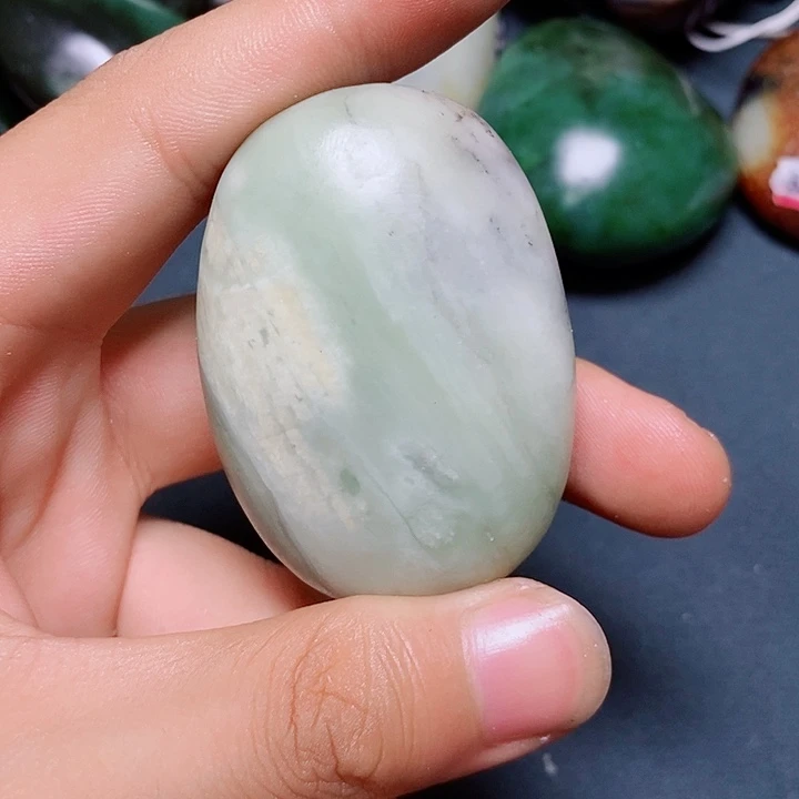 和田玉未镶嵌珠宝奇石