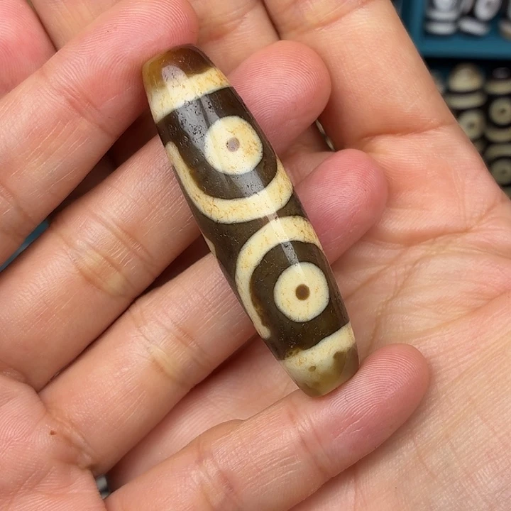 温***定玛瑙/玉髓未镶嵌颈饰