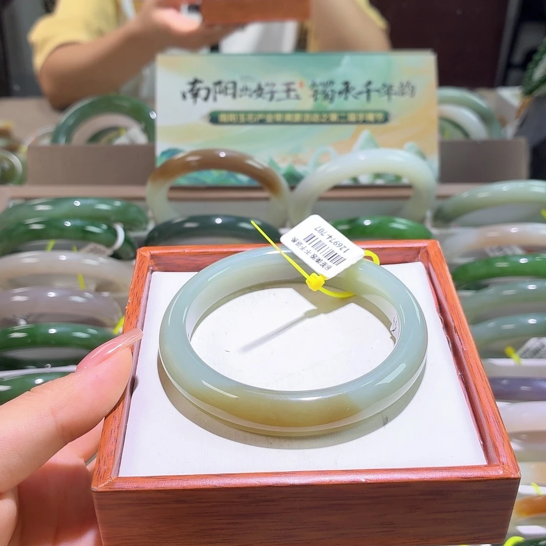 和田玉手镯未镶嵌29 57 58