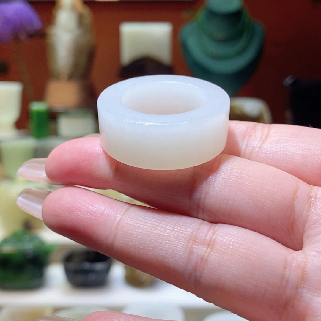 未镶嵌和田玉把件新疆和田玉白玉宽戒20.7mm