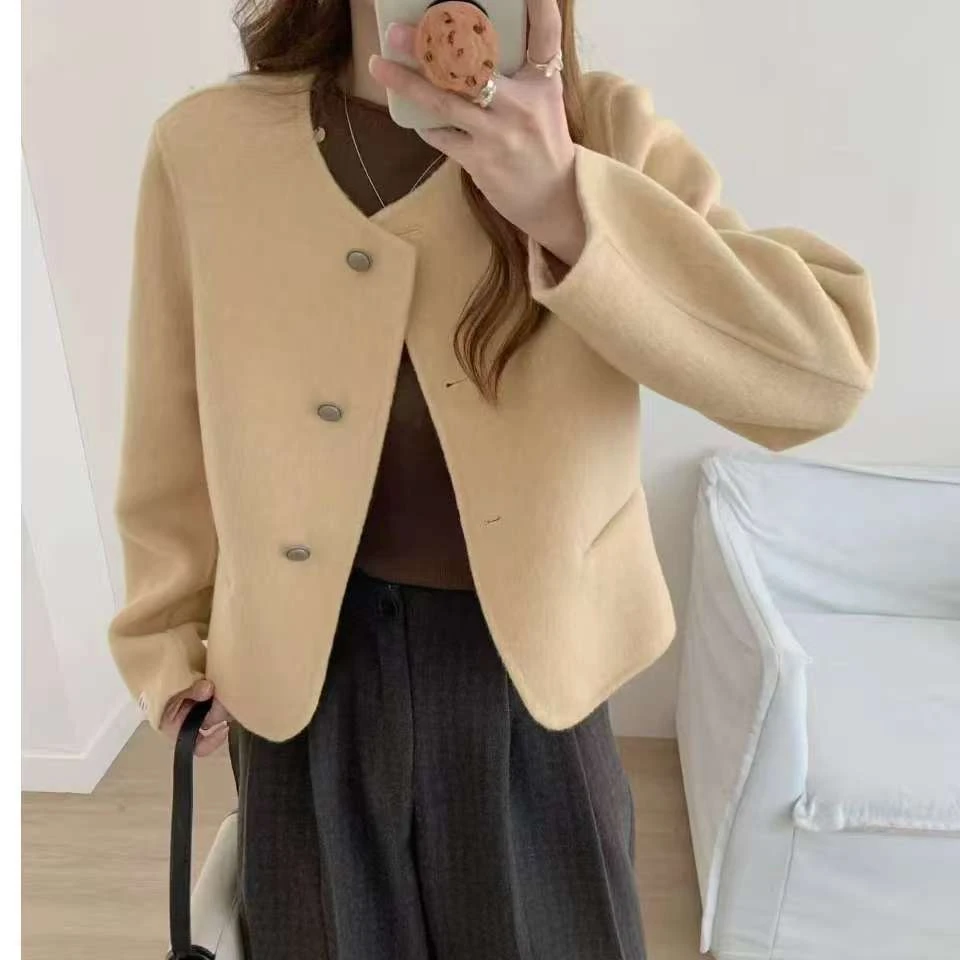 短款毛呢外套女小个子气质春秋2025新款小香风高级感高档精致上衣
