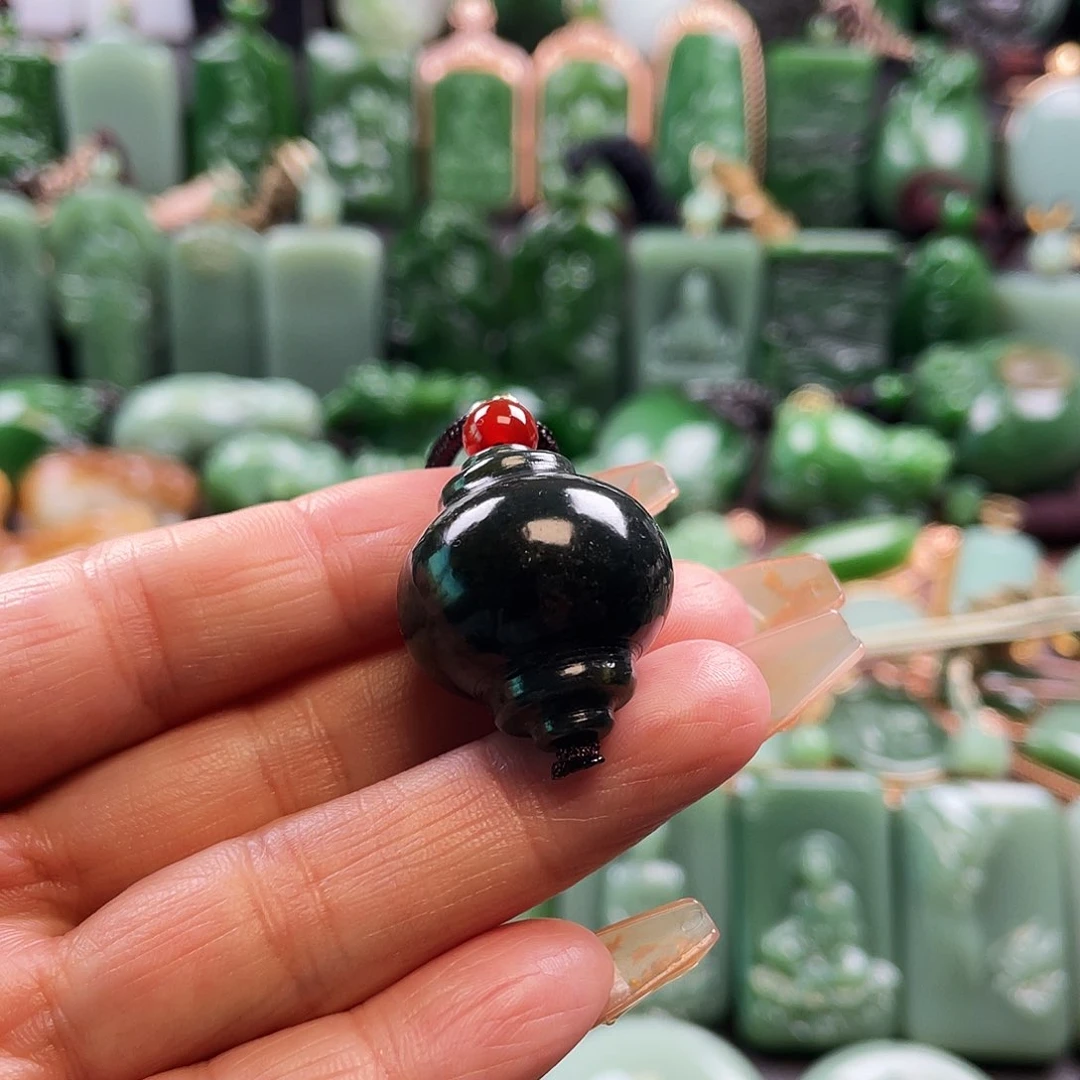 和田玉挂件未镶嵌章*