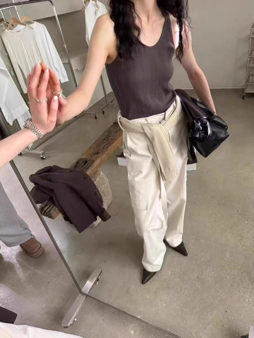 08553 衣长46 简约休闲时尚女背心