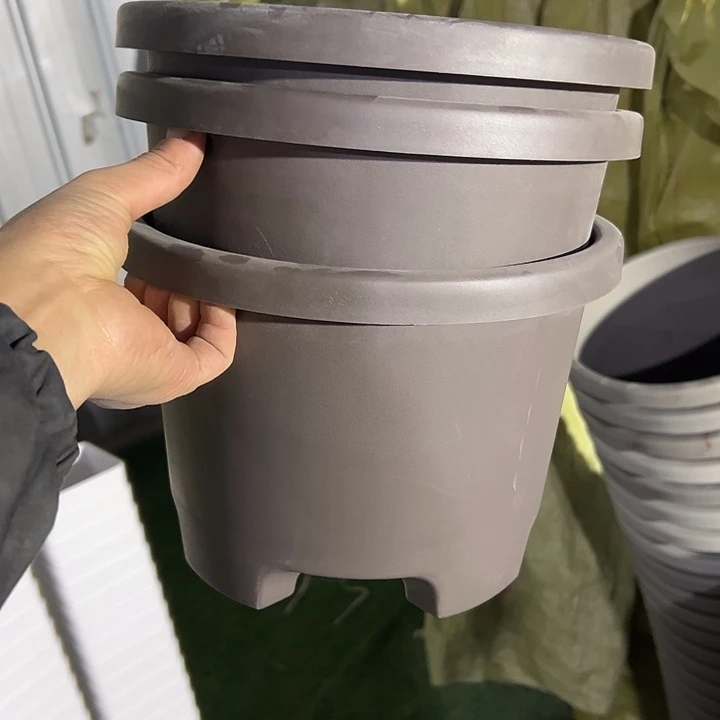 微瑕圆咖色球根26外径19高3个盆