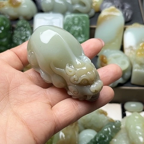 颈饰未镶嵌和田玉温*