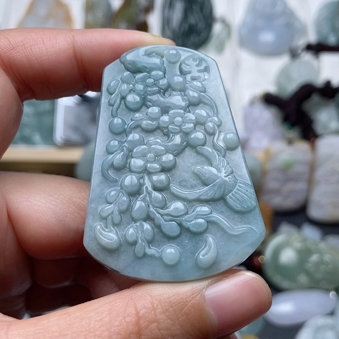 翡翠吊坠(不含链)未镶嵌翡翠
