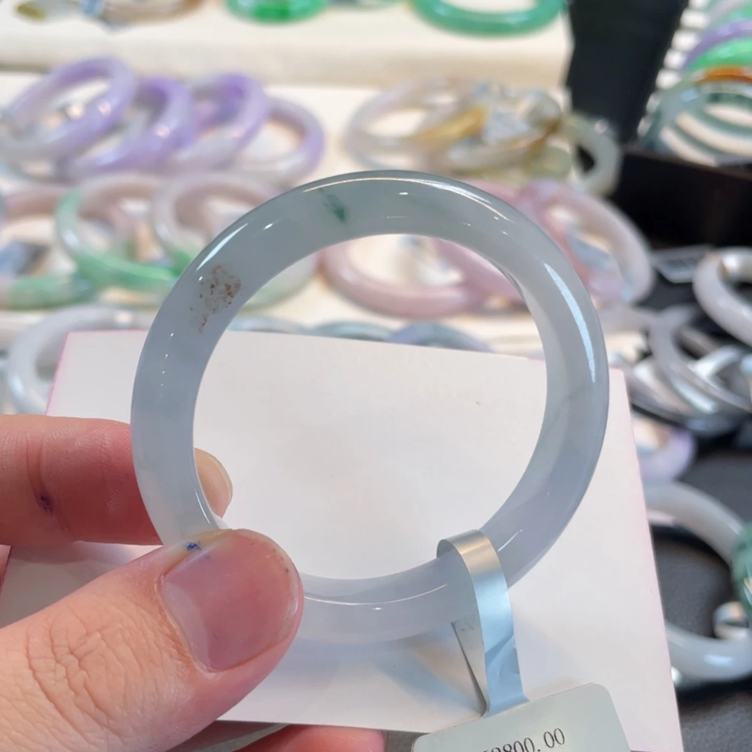 翡翠手镯未镶嵌51正圈 有纹