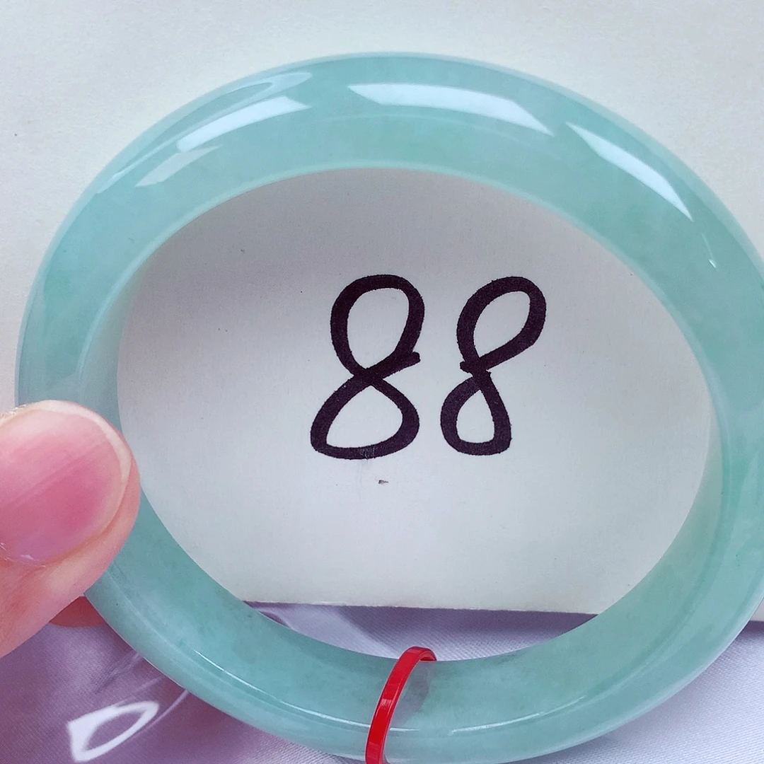 翡翠未镶嵌手镯翡翠